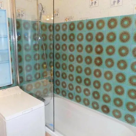 Apartment Saint-palais-sur-mer, 1 Piece, 3 Personnes - Fr-1-305a-2